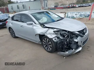 2017 Nissan Altima SV with VIN 1N4AL3AP9HC258168, listed as a IAAI auction lot 41905641 with 168,935 mi miles and . Bid and sale history available at carsss.com. Image 1.