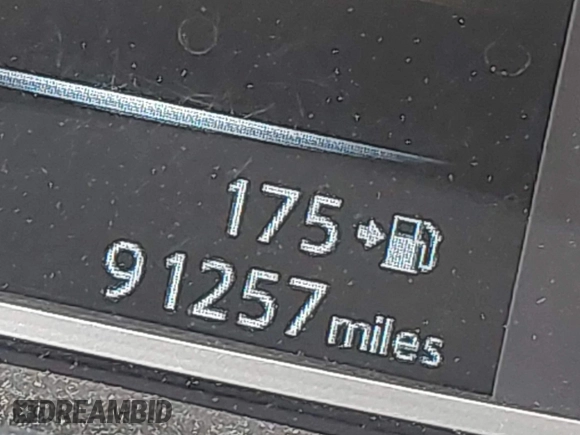 2017 Nissan Sentra SV with VIN 3N1AB7AP5HY364695, listed as a IAAI auction lot 42333318 with 91,257 mi miles and . Bid and sale history available at DreamBid. Image 16.