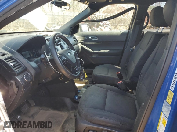 2019 Ford Police Interceptor Utility z VIN 1FM5K8AT5KGB15724, wystawiony jako Copart lot #55945185 z przebiegiem 108 429 mil mil oraz Tytuł czysty. Historia ofert i sprzedaży dostępna na DreamBid. Obrazek 7.