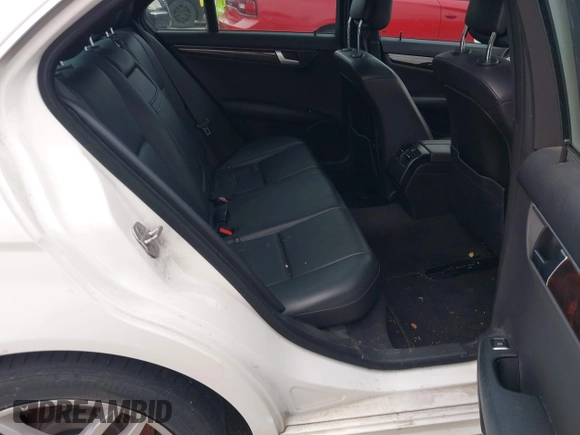 2014 Mercedes-Benz C 250 Sport with VIN WDDGF4HB1EA934119, listed as a IAAI auction lot 42489807 with 159,405 mi miles and . Bid and sale history available at DreamBid. Image 8.