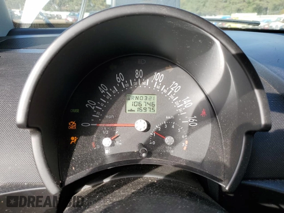 2003 Volkswagen New Beetle Coupe GLX with VIN 3VWDD21C23M414549, listed as a Copart auction lot 75766924 with 106,746 mi miles and Salvage Title. Bid and sale history available at carsss.com. Image 9.