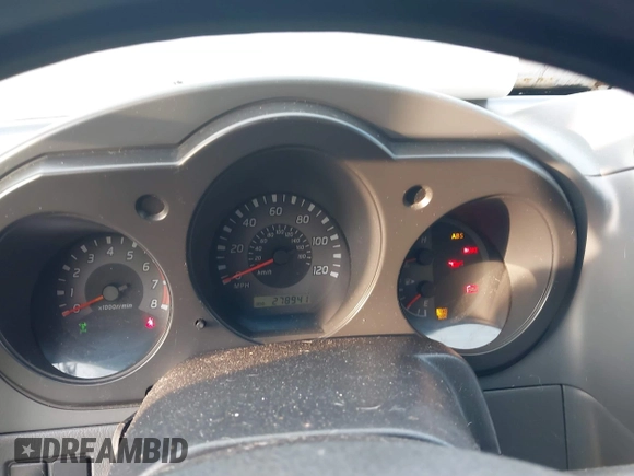 2002 Nissan Xterra XE with VIN 5N1ED28Y82C571264, listed as a IAAI auction lot 42580136 with 278,941 mi miles and . Bid and sale history available at DreamBid. Image 7.