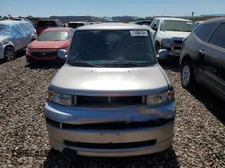 2006 Scion xB with VIN JTLKT324464037639, listed as a Copart auction lot 71006154 with 194,528 mi miles and Salvage Title. Bid and sale history available at carsss.com. Image 5.