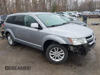 2016 Dodge Journey SXT with VIN 3C4PDCBG4GT122761, listed as a IAAI auction lot 41751265 with 130,304 mi miles. Bid and sale history available at carsss.com. Image 1.