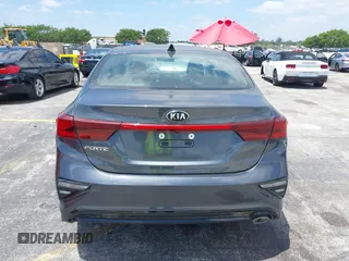 2021 Kia Forte LXS with VIN 3KPF24AD1ME353955, listed as a IAAI auction lot 42160127 with 61,719 mi miles. Bid and sale history available at carsss.com. Image 16.