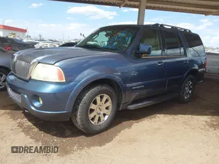 2003 Lincoln Navigator Luxury z VIN 5LMFU28R63LJ29742, wystawiony jako IAAI lot #42043327 z przebiegiem 183 542 mil mil oraz . Historia ofert i sprzedaży dostępna na DreamBid. Obrazek 2.