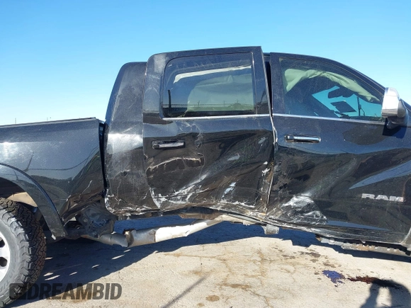 2021 Ram 2500 Laramie with VIN 3C6UR5NL5MG515382, listed as a IAAI auction lot 41735822 with 65,613 mi miles. Bid and sale history available at carsss.com. Image 6.