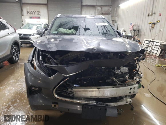 2021 Toyota Highlander Hybrid Limited with VIN 5TDXBRCH0MS522418, listed as a Copart auction lot 44133135 with 94,124 mi miles and Salvage title. Bid and sale history available at DreamBid. Image 5.
