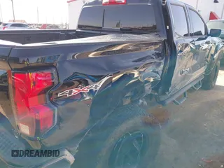2024 Chevrolet Colorado 4WD LT с VIN 1GCPTCEK0R1307029, выставлен на аукционе IAAI как лот 41970441 с пробегом 4 968 миль миль и . История ставок и продаж доступна на DreamBid. Изображение 6.