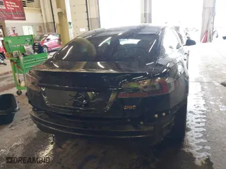 2021 Tesla Model S Plaid with VIN 5YJSA1E63MF433666, listed as a IAAI auction lot 41384955 with 31,760 mi miles. Bid and sale history available at carsss.com. Image 17.