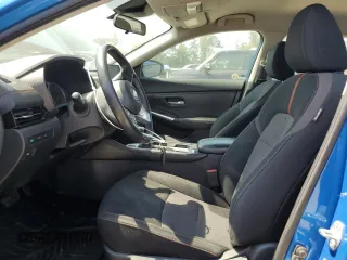 2021 Nissan Sentra SR z VIN 3N1AB8DVXMY282827, wystawiony jako Copart lot #68309654 z przebiegiem 90 952 mil mil oraz Szkoda całkowita • Salvage title. Historia ofert i sprzedaży dostępna na DreamBid. Obrazek 7.