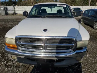 2001 Dodge Dakota Sport with VIN 1B7GG22N71S303684, listed as a Copart auction lot 52167635 with 151,354 mi miles and Salvage Title. Bid and sale history available at carsss.com. Image 5.