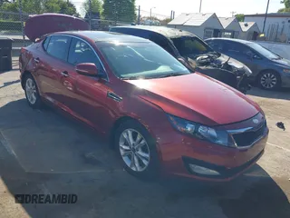 2011 Kia Optima EX with VIN KNAGN4A74B5076875, listed as a IAAI auction lot 42009937 with 190,484 mi miles and . Bid and sale history available at carsss.com. Image 1.