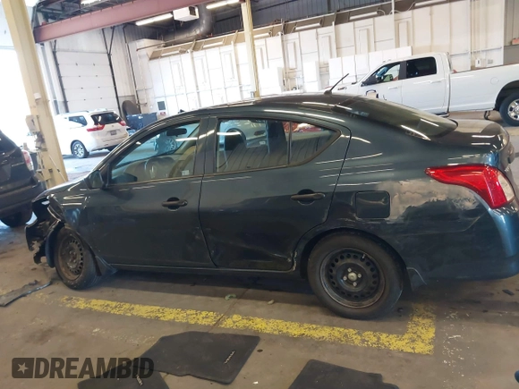 2016 Nissan Versa SV with VIN 3N1CN7APXGL886346, listed as a IAAI auction lot 41543879 with 141,870 mi miles. Bid and sale history available at carsss.com. Image 14.