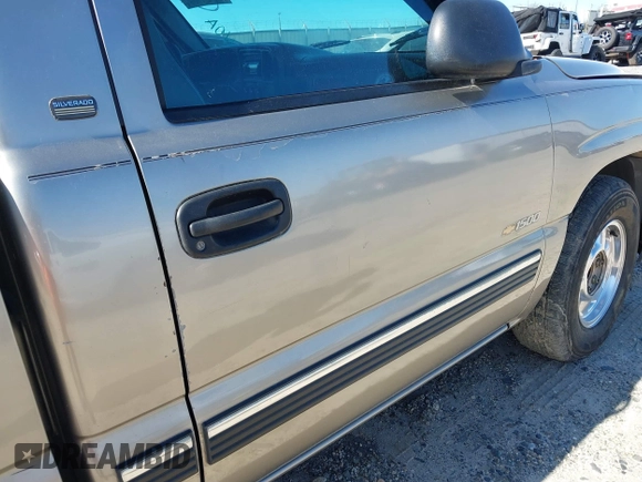 1999 Chevrolet Silverado 1500 with VIN 1GCEC14W8XZ104775, listed as a IAAI auction lot 41757246 with 1 mi miles. Bid and sale history available at carsss.com. Image 15.