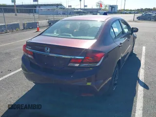 2014 Honda Civic LX z VIN 2HGFB2F50EH528385, wystawiony jako IAAI lot #42129121 z przebiegiem 124 820 mil mil oraz . Historia ofert i sprzedaży dostępna na DreamBid. Obrazek 4.