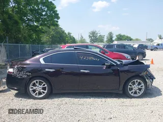 2013 Nissan Maxima S z VIN 1N4AA5AP5DC803696, wystawiony jako IAAI lot #42389667 z przebiegiem 178 695 mil mil oraz . Historia ofert i sprzedaży dostępna na DreamBid. Obrazek 13.