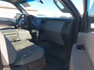 2015 Ford Super Duty F-250 SRW XL with VIN 1FDBF2B61FEA47596, listed as a IAAI auction lot 41430164 with 595,329 mi miles. Bid and sale history available at carsss.com. Image 5.