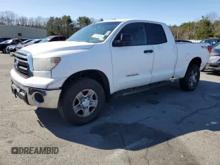 2010 Toyota Tundra с VIN 5TFUM5F16AX014240, выставлен на аукционе Copart как лот 51818285 с пробегом 227 325 миль миль и Списание • Salvage title. История ставок и продаж доступна на DreamBid. Изображение 1.