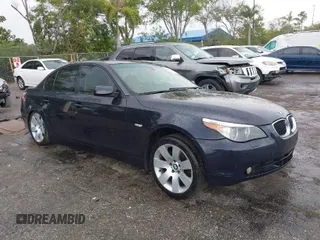 2006 BMW 5 Series 530i with VIN WBANE73566CM39893, listed as a IAAI auction lot 41882010 with 165,959 mi miles and . Bid and sale history available at carsss.com. Image 1.
