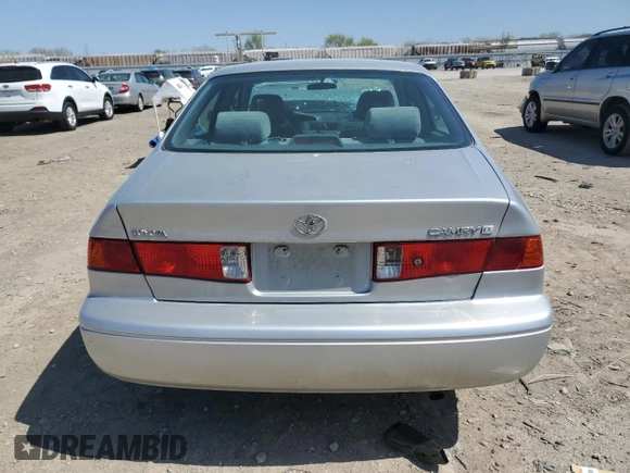 2000 Toyota Camry CE with VIN 4T1BG22K6YU710227, listed as a Copart auction lot 51963795 with 140,034 mi miles and Salvage Title. Bid and sale history available at carsss.com. Image 6.