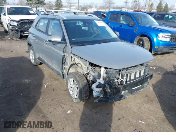 2020 Hyundai Venue SEL with VIN KMHRC8A30LU026001, listed as a IAAI auction lot 41666075 with 73,025 mi miles. Bid and sale history available at carsss.com. Image 1.