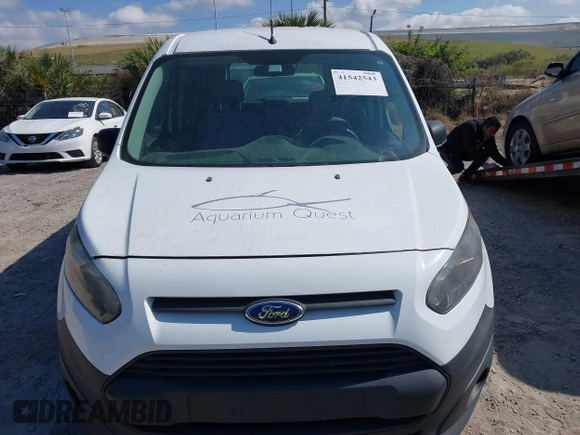 2015 Ford Transit Connect XL z VIN NM0GE9E78F1196764, wystawiony jako IAAI lot #41542543 z przebiegiem 143 295 mil mil oraz . Historia ofert i sprzedaży dostępna na DreamBid. Obrazek 12.