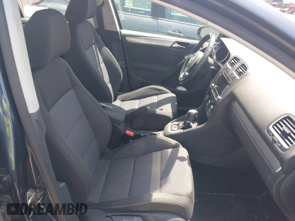 2013 Volkswagen Golf w/Conv with VIN WVWDB7AJ4DW024123, listed as a IAAI auction lot 42377166 with 154,000 mi miles and . Bid and sale history available at DreamBid. Image 5.