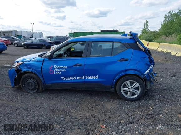 2023 Nissan Kicks S z VIN 3N1CP5BV9PL568018, wystawiony jako IAAI lot #42382781 z przebiegiem 83 069 mil mil oraz . Historia ofert i sprzedaży dostępna na DreamBid. Obrazek 14.