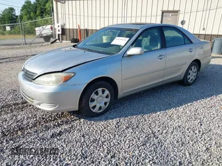 2004 Toyota Camry LE z VIN 4T1BE32K64U939657, wystawiony jako IAAI lot #42539274 z przebiegiem 271 429 mil mil oraz . Historia ofert i sprzedaży dostępna na DreamBid. Obrazek 2.