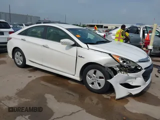 2012 Hyundai Sonata Hybrid with VIN KMHEC4A48CA038558, listed as a IAAI auction lot 42299099 with 113,181 mi miles and . Bid and sale history available at DreamBid. Image 1.