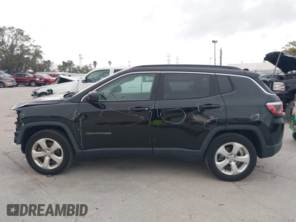 2019 Jeep Compass Altitude z VIN 3C4NJCBB2KT815146, wystawiony jako IAAI lot #41728255 z przebiegiem 50 852 mil mil oraz . Historia ofert i sprzedaży dostępna na DreamBid. Obrazek 15.