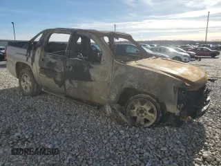 2008 Chevrolet Avalanche LS with VIN 3GNFK12328G284053, listed as a Copart auction lot 81843974 with Not provided miles and Non repairable. Bid and sale history available at DreamBid. Image 4.