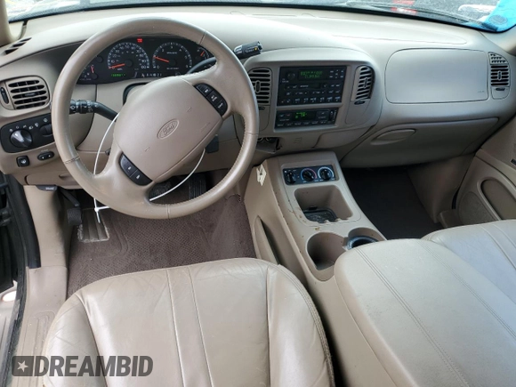 2000 Ford Expedition Eddie Bauer с VIN 1FMRU17L3YLA76951, выставлен на аукционе Copart как лот 51578665 с пробегом 158 987 миль миль и Чистый • Clean title. История ставок и продаж доступна на DreamBid. Изображение 8.