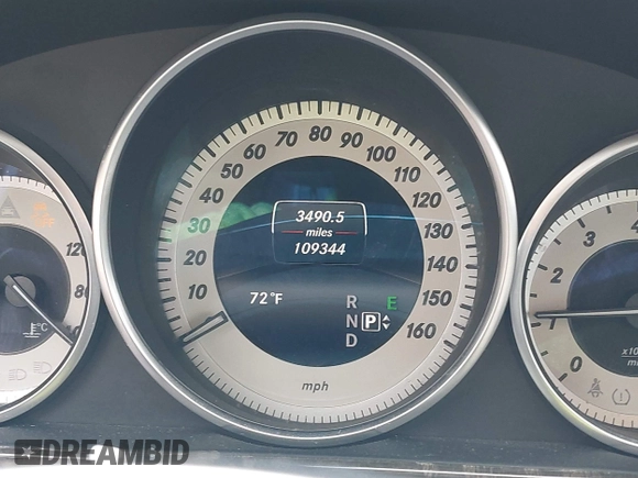 2014 Mercedes-Benz E 350 Sport with VIN WDDHF5KB2EA812825, listed as a IAAI auction lot 41976973 with 121,000 mi miles and . Bid and sale history available at DreamBid. Image 15.