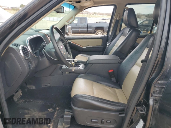 2010 Ford Explorer Eddie Bauer z VIN 1FMEU7E83AUA53122, wystawiony jako Copart lot #50611445 z przebiegiem 220 384 mil mil oraz Szkoda całkowita • Salvage title. Historia ofert i sprzedaży dostępna na DreamBid. Obrazek 7.