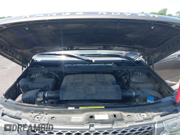 2011 Land Rover Range Rover HSE z VIN SALME1D40BA352135, wystawiony jako IAAI lot #42544691 z przebiegiem 225 638 mil mil oraz . Historia ofert i sprzedaży dostępna na DreamBid. Obrazek 10.