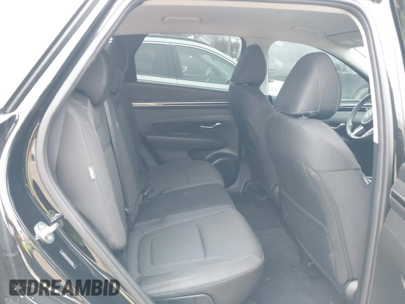 2024 Hyundai Tucson SE with VIN 5NMJA3DE8RH439856, listed as a IAAI auction lot 41592655 with 3,367 mi miles and . Bid and sale history available at DreamBid. Image 8.