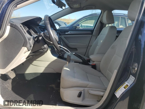 2017 Volkswagen Golf S z VIN 3VW017AU1HM515554, wystawiony jako Copart lot #46549405 z przebiegiem 97 823 mil mil oraz Szkoda całkowita • Salvage title. Historia ofert i sprzedaży dostępna na DreamBid. Obrazek 7.