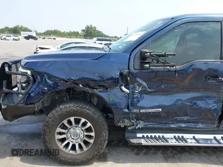 2020 Ford F-250 XL z VIN 1FT7W2BT5LEE94346, wystawiony jako IAAI lot #42275263 z przebiegiem 123 343 mil mil oraz . Historia ofert i sprzedaży dostępna na DreamBid. Obrazek 17.