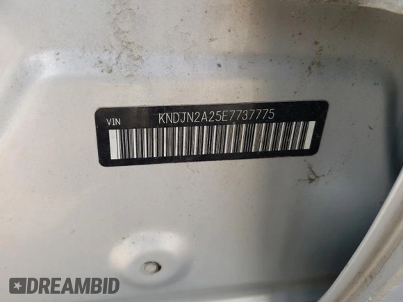 2014 Kia Soul with VIN KNDJN2A25E7737775, listed as a Copart auction lot 44162825 with 0 mi miles and Salvage Title. Bid and sale history available at carsss.com. Image 14.