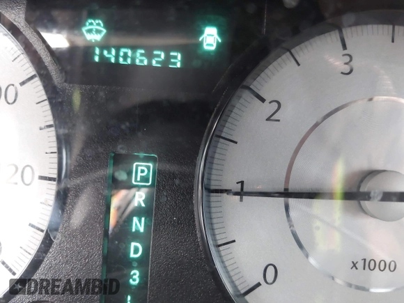 2008 Chrysler 300 LX with VIN 2C3KA43R58H269503, listed as a IAAI auction lot 42067271 with 140,623 mi miles and . Bid and sale history available at DreamBid. Image 7.