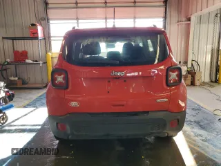 2020 Jeep Renegade Altitude with VIN ZACNJABB3LPL91504, listed as a Copart auction lot 88842015 with 66,513 mi miles and Salvage title. Bid and sale history available at DreamBid. Image 6.
