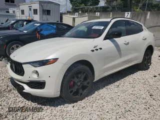 2022 Maserati Levante GT with VIN ZN661XUA7NX394158, listed as a Copart auction lot 66472864 with 26,841 mi miles and Non Repairable. Bid and sale history available at carsss.com. Image 1.