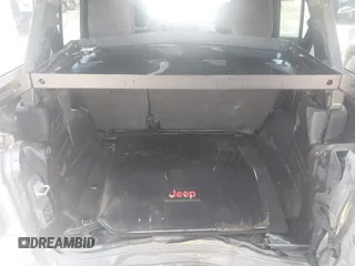 2020 Jeep Wrangler Unlimited Sport S с VIN 1C4HJXDG4LW325199, выставлен на аукционе IAAI как лот 42562063 с пробегом 18 350 миль миль и . История ставок и продаж доступна на DreamBid. Изображение 18.