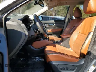 2019 Nissan Rogue SL with VIN 5N1AT2MV0KC715886, listed as a Copart auction lot 43022495 with 77,289 mi miles and Non Repairable. Bid and sale history available at carsss.com. Image 7.
