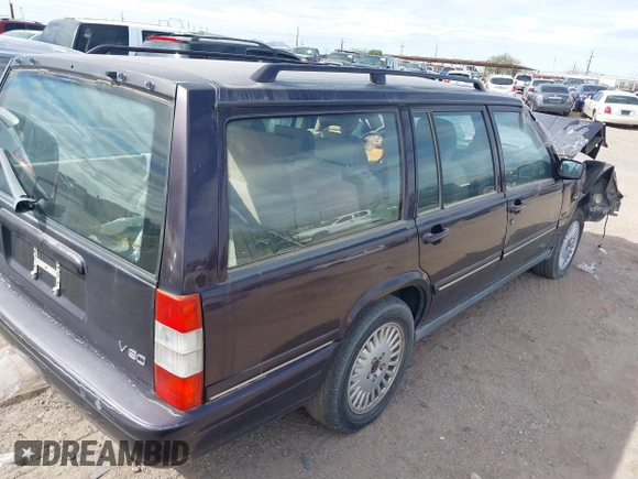 1998 Volvo V90 с VIN YV1KW9601W1046355, выставлен на аукционе IAAI как лот 41518241 с пробегом 236 321 миль миль и . История ставок и продаж доступна на DreamBid. Изображение 4.