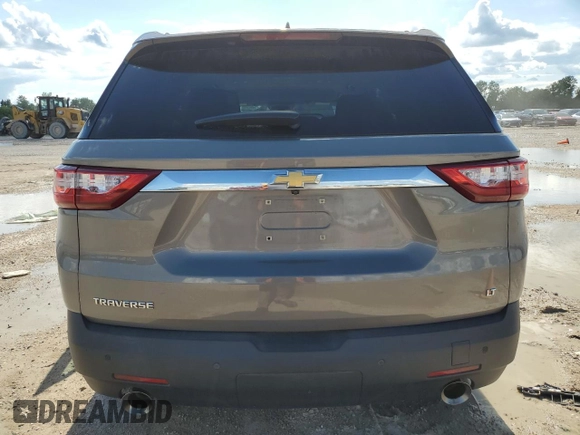 2019 Chevrolet Traverse LT Cloth z VIN 1GNERGKW4KJ183767, wystawiony jako Copart lot #56210095 z przebiegiem 57 225 mil mil oraz Szkoda całkowita • Salvage title. Historia ofert i sprzedaży dostępna na DreamBid. Obrazek 6.