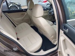 2012 Volkswagen Jetta SportWagen TDI w/Sunroof with VIN 3VWPL7AJ6CM647247, listed as a IAAI auction lot 42042449 with 186,015 mi miles. Bid and sale history available at carsss.com. Image 8.