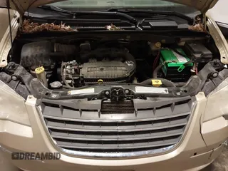 2010 Chrysler Town & Country Limited with VIN 2A4RR7DX5AR386462, listed as a IAAI auction lot 41781713 with 183,091 mi miles and . Bid and sale history available at carsss.com. Image 10.